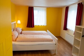 5 chambres, Wi-Fi gratuit, draps fournis