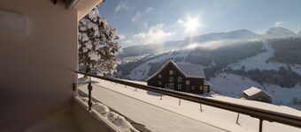 Panorama Blick 2.5-room holiday apartment with mountain view