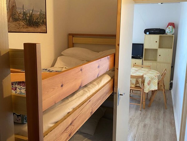 1 bedroom