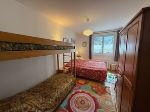 2 bedrooms, soundproofing, free WiFi