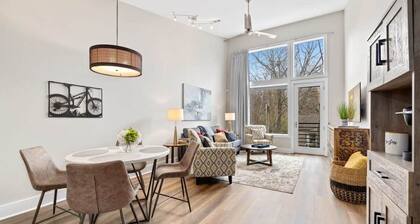 Frisco Suite - 0.1 mi to MTB trail Walk to DT Fay