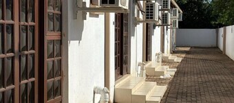 Safe Stay Guest House
near town, garages & schools & restaurants 
