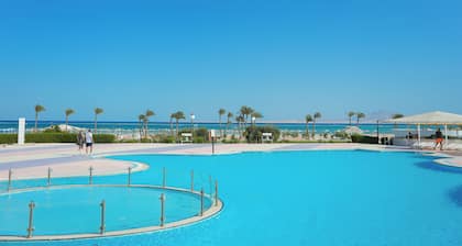 Amarina Sun Resort & Aqua Park