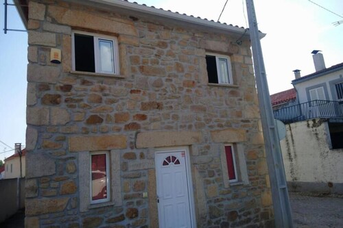 A rustic and cozy house with every comfort in a typical Portuguese village