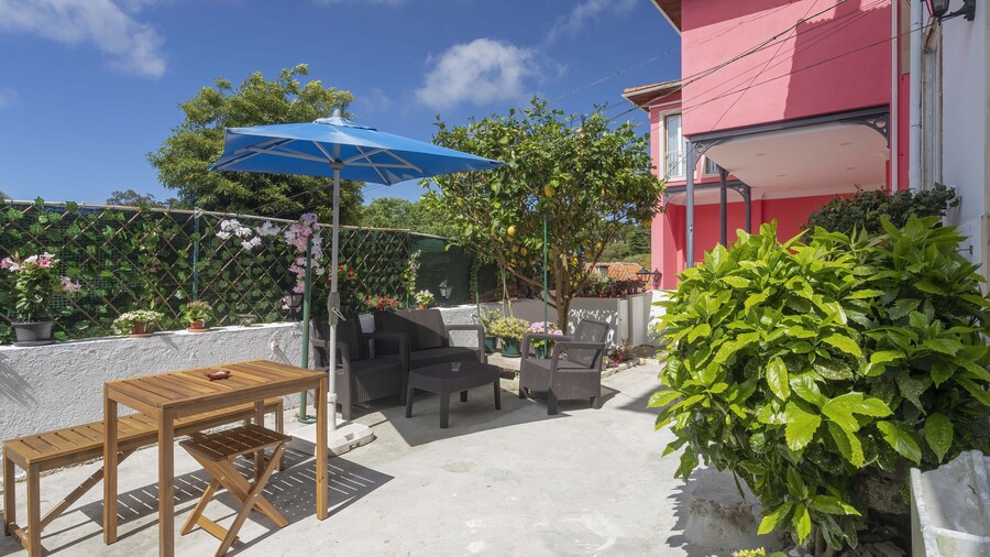 Happy Holiday Sintra