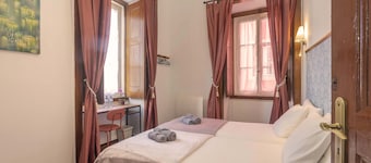 Happy Holiday Sintra