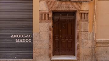 Entrée de l’hébergement