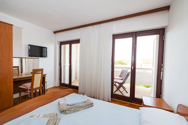 1 habitación, internet y ropa de cama 