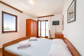 1 chambre, accès Internet, draps fournis