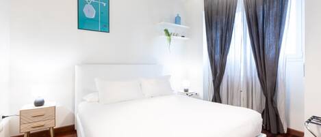 2 chambres, fer et planche Ă repasser, literie fournie