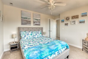 3 habitaciones, escritorio, tabla de planchar con plancha y wifi