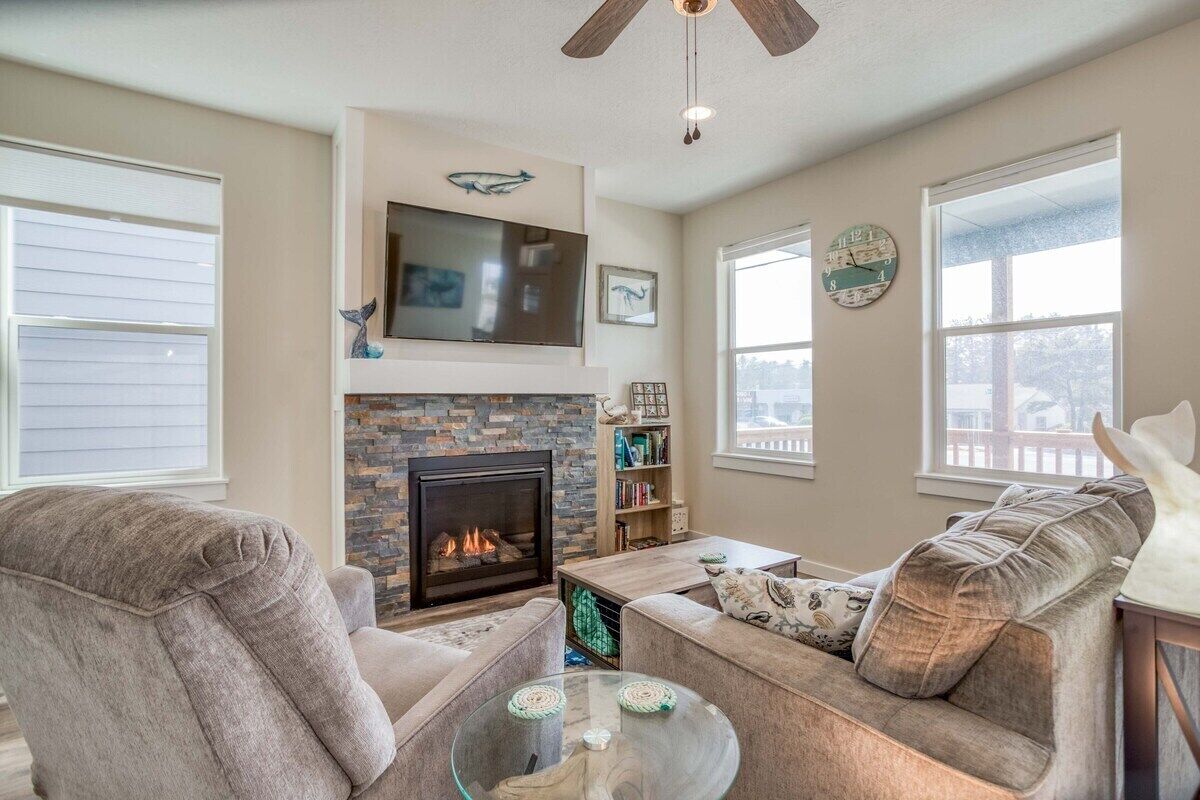 Ocean-view-Includes Arcade-Whale Tale and Arcade!