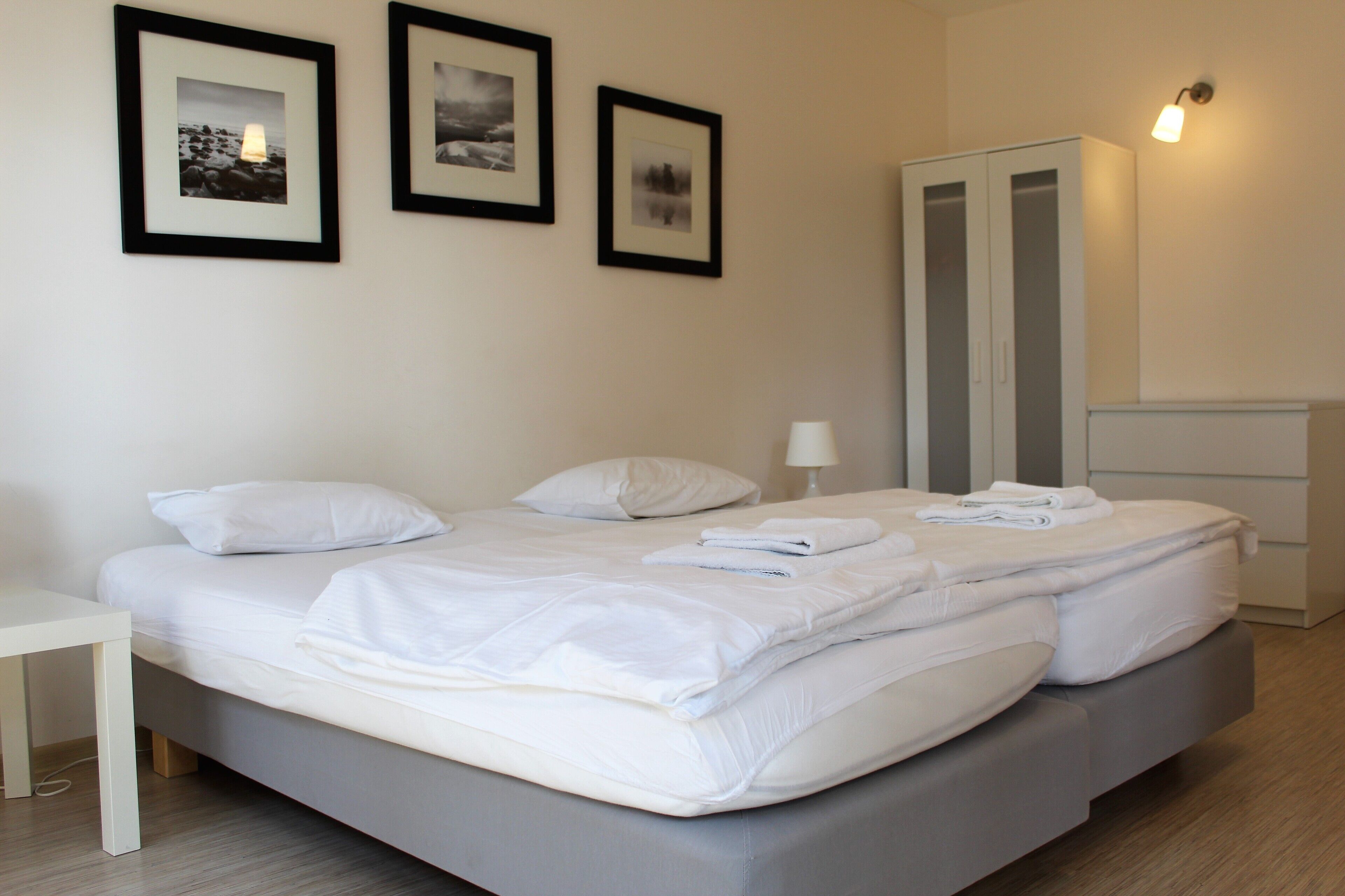 4 Schlafzimmer, Bügeleisen/Bügelbrett, WLAN, Bettwäsche