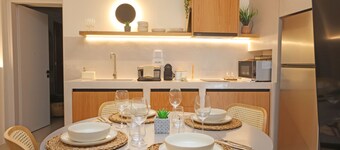 Siroa Tranquil - A minimalistic chic house in the heart of Hermoupoli