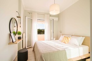 2 bedrooms, iron/ironing board, WiFi, bed sheets