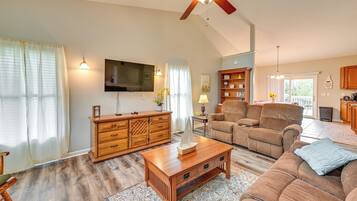 House (4 Bedrooms) | Interior