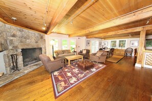 TV, fireplace, table tennis, books