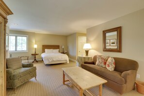 House (Multiple Bedrooms) | Interior - Stunning Warren Lakefront Home: Deck, Grill, Sauna (New Preston)