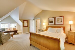 Casa (Multiple Bedrooms) | Parte interna