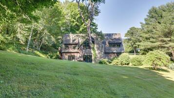 House (Multiple Bedrooms) | Interior