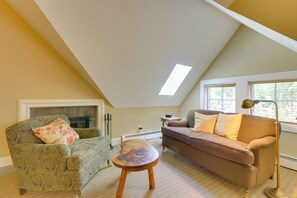 House (Multiple Bedrooms) | Interior - Stunning Warren Lakefront Home: Deck, Grill, Sauna (New Preston)