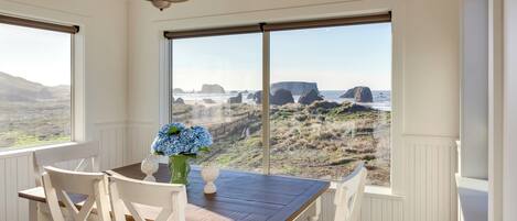 House (4 Bedrooms) | Front of property