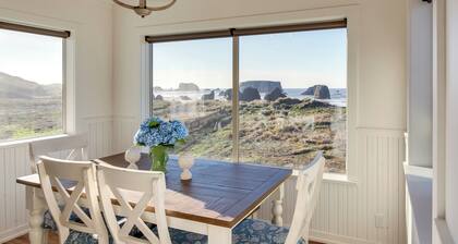 Scenic Bandon Vacation Rental w/ Beach Access!