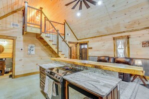 House (2 Bedrooms) | Interior - Peaceful Hiker's Hideaway w/ Deck on 1 Acre! (Rising Fawn)