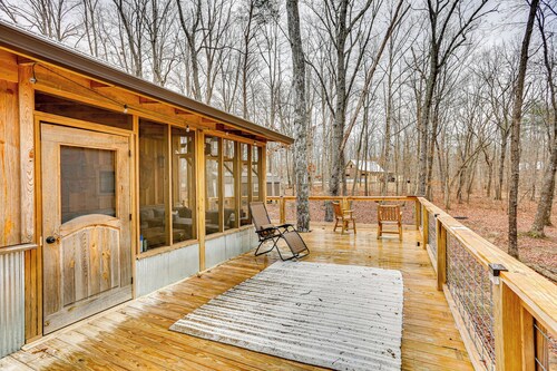 Peaceful Hiker's Hideaway w/ Deck on 1 Acre!