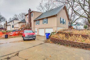Interior - Shawnee Vacation Rental ~ 11 Mi to Kansas City! (Shawnee)