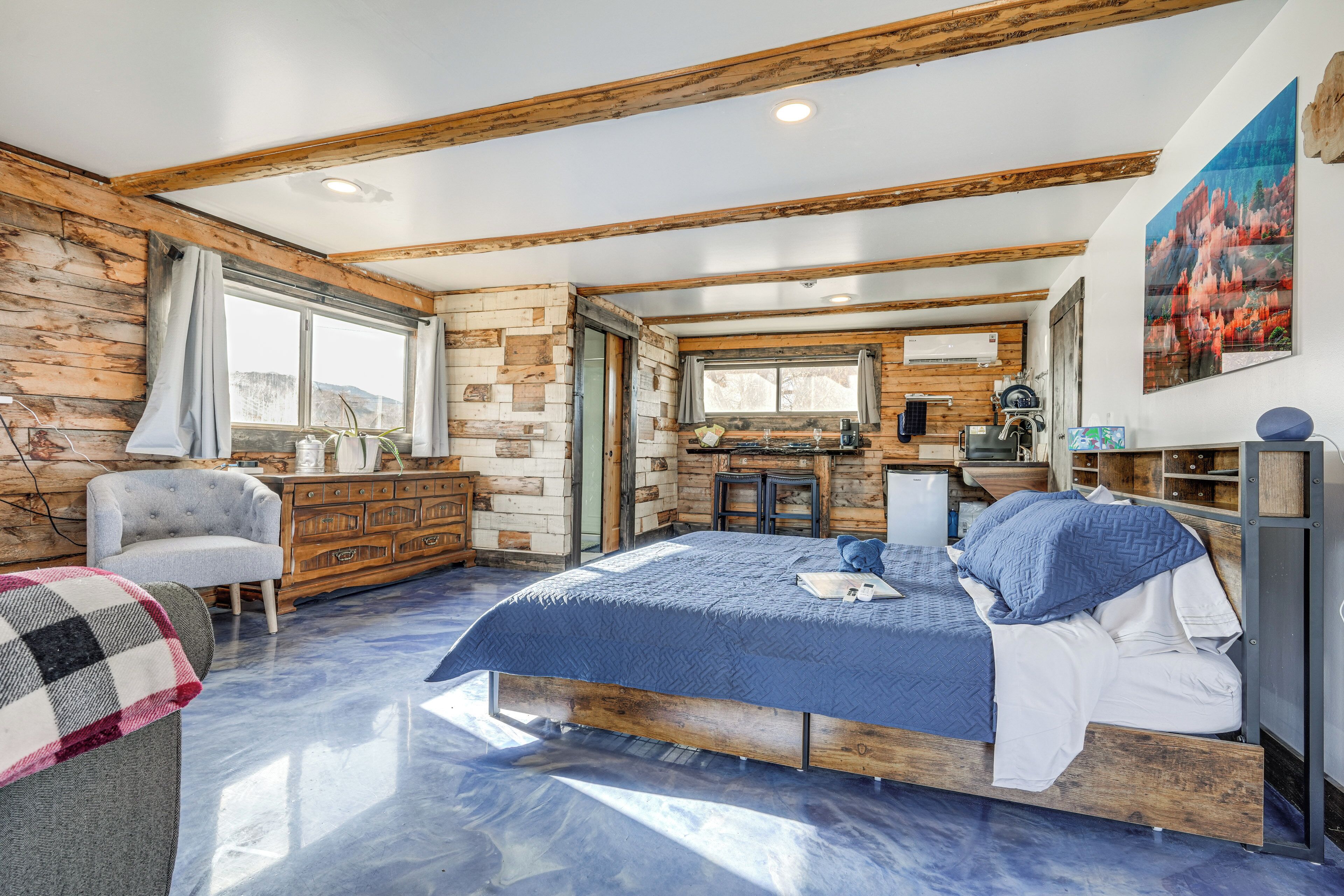 Apartment (0 Bedroom) | Interior