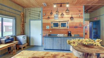 House (1 Bedroom) | Interior