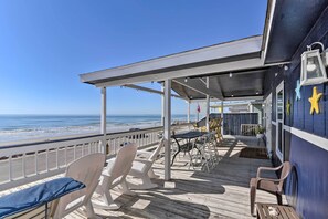 House (3 Bedrooms) | Interior - Deck & Gulf Access: Surfside Beach Home! (Freeport)