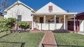 Nhà (4 Bedrooms) | Chi tiết ngoại thất