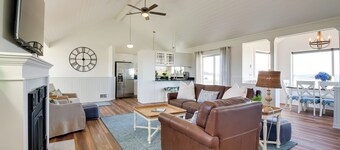 Beachfront Bandon Vacation Rental w/ Ocean View!
