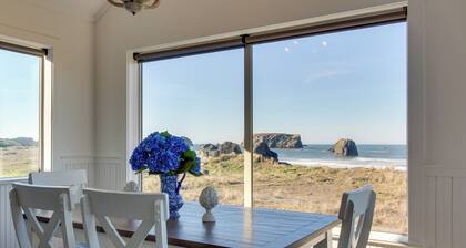 Beachfront Bandon Vacation Rental w/ Ocean View!