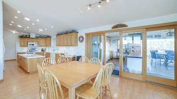 Casa (3 Bedrooms) | Parte interna
