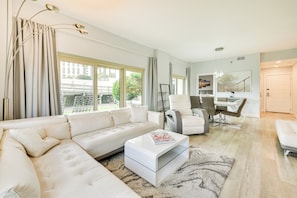Apartment (2 Bedrooms) | Interior - Beachfront Vacation Rental w/ Hot Tub, Pool, Sauna (Miramar Beach)