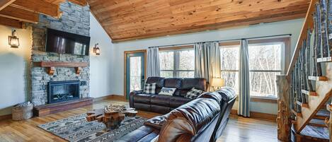 House (3 Bedrooms) | Front of property