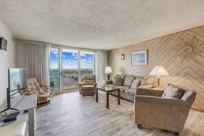 TV - DAILY ACTIVITIES & LINENS INCLUDED*! Mini-Week Flex turn day check in & check out any day. Based on Availability ( 3 night min.) (Ocean City)