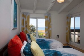 Condo, 2 Bedrooms | 2 bedrooms, iron/ironing board, free WiFi - Sbtc324 2 Bedroom Condo by RedAwning (Solana Beach)