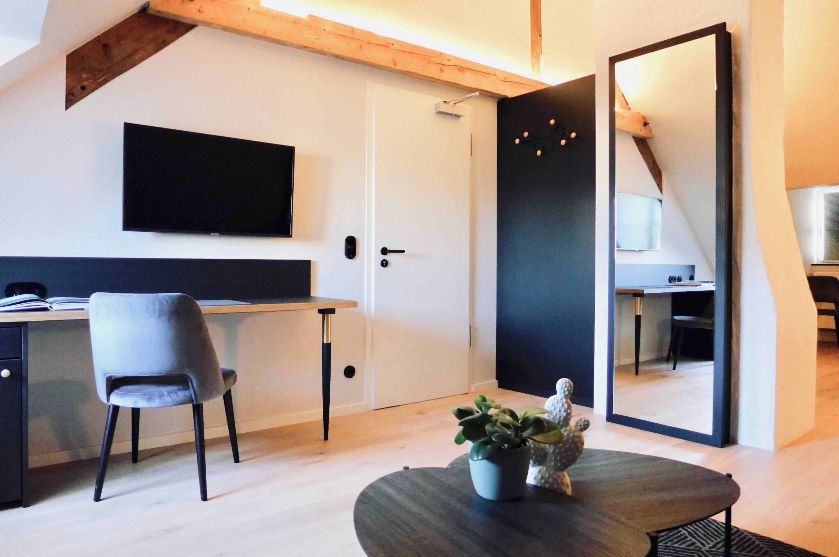 Loft | Living room | Flat-screen TV