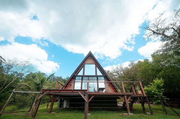 Chalet rustique de base | Extérieur