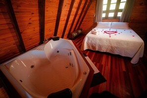 Cabaña básica | 1 dormitorio, ropa de cama hipoalergénica, escritorio y wifi gratis