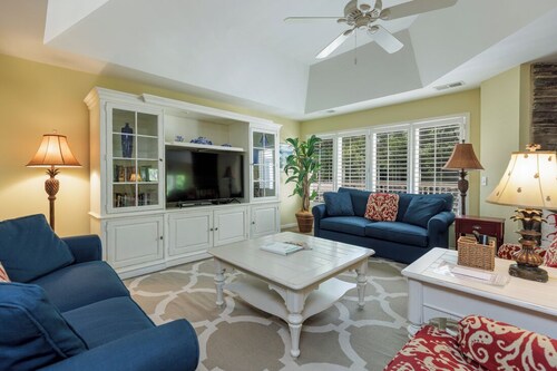 6 Surf Scoter: 5th Row Ocean House, Sleeps 10. Free Bikes, Private Pool