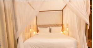 Family Apartment | In-room safe, blackout drapes, iron/ironing board, free WiFi
