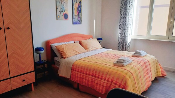 1 bedroom, WiFi, bed sheets