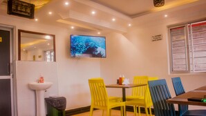 Unclassified image, 2 of 14, button - DAYO SUITES AND HOTEL (Nairobi)