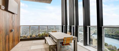 Luxury Condo, 2 Bedrooms, Balcony, City View | Terrace/patio