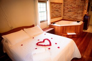 Basic Cabin | 1 bedroom, hypo-allergenic bedding, desk, laptop workspace - Cabana Casa Enxaimel (Picada Cafe)